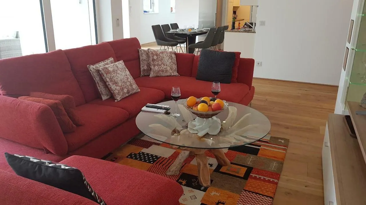 Loft #11 mit großer Loggia und Terrasse Wien